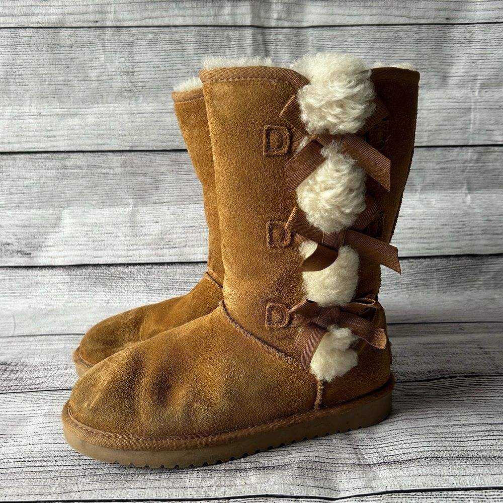 Koolaburra by UGG tall boots with bows size 6